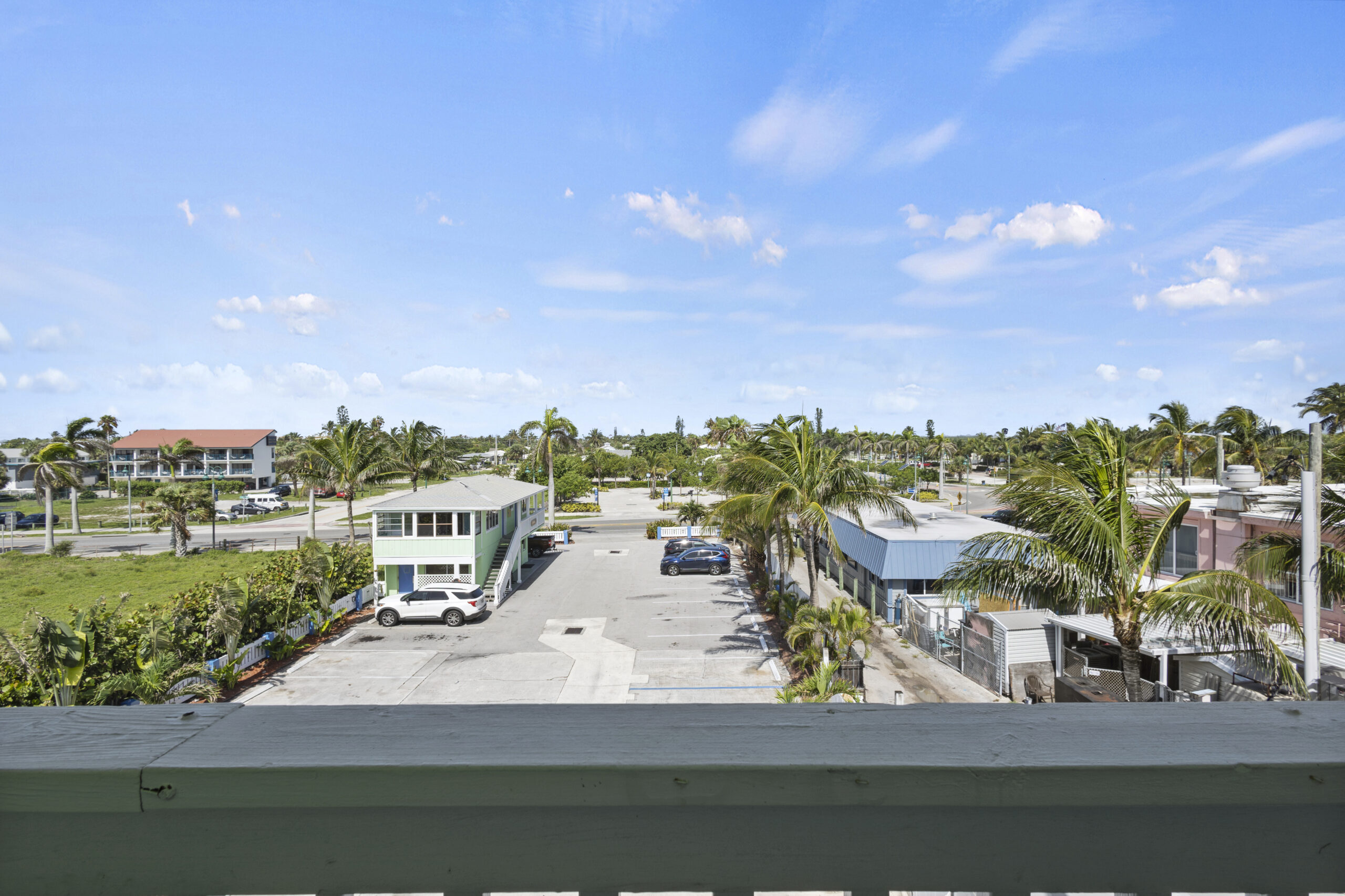 23, West Balcony (2)