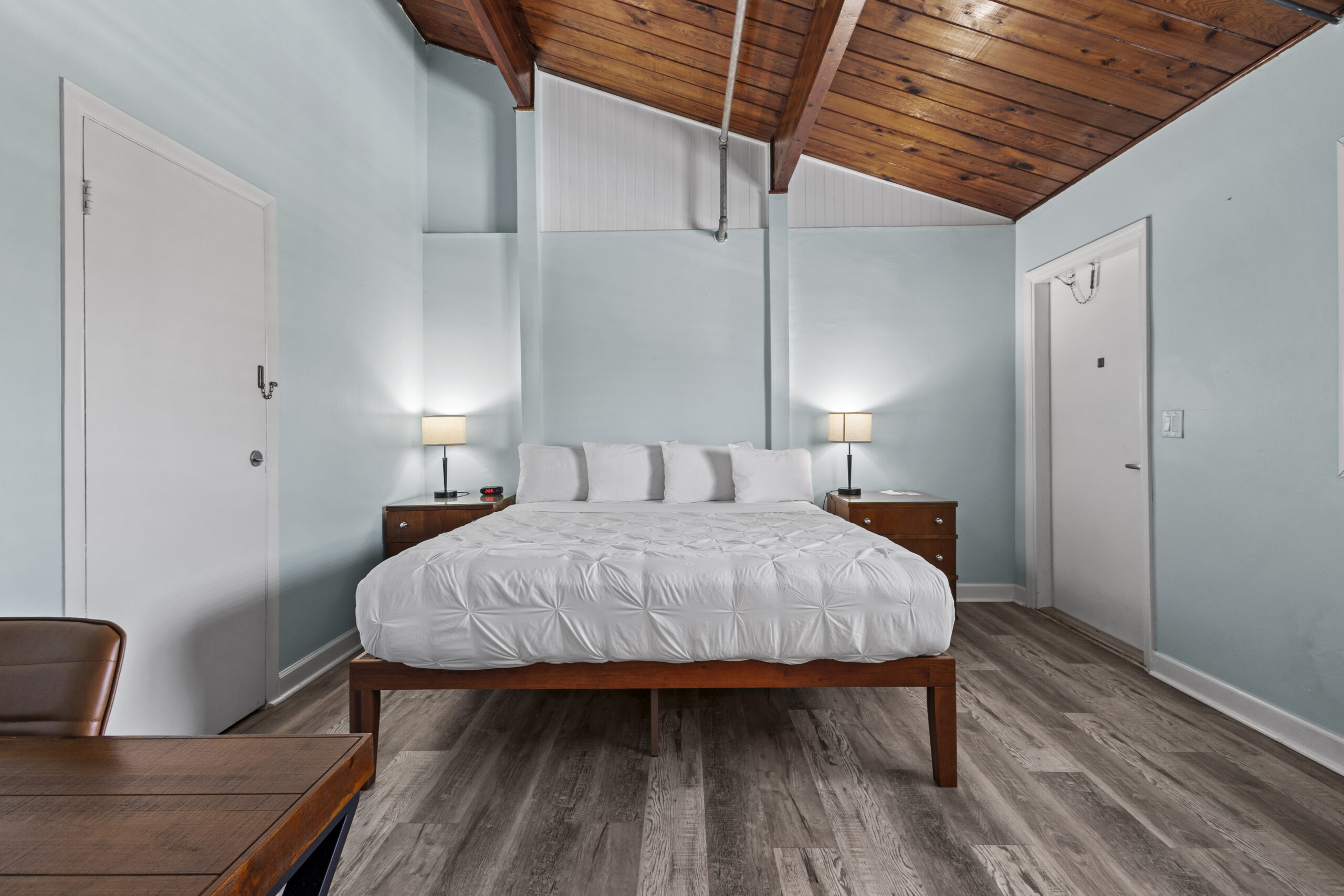 Room 15b
