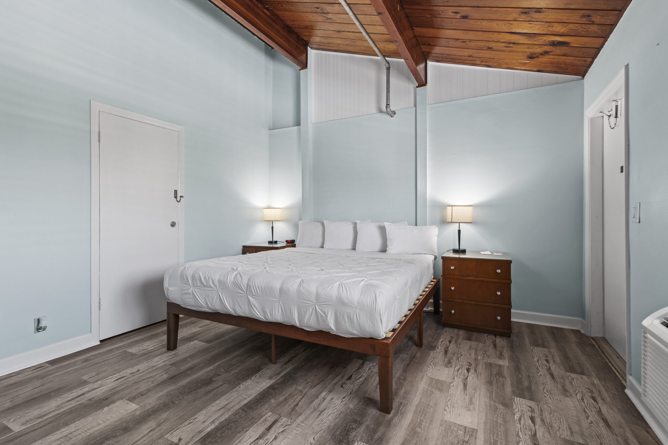 Room 15c
